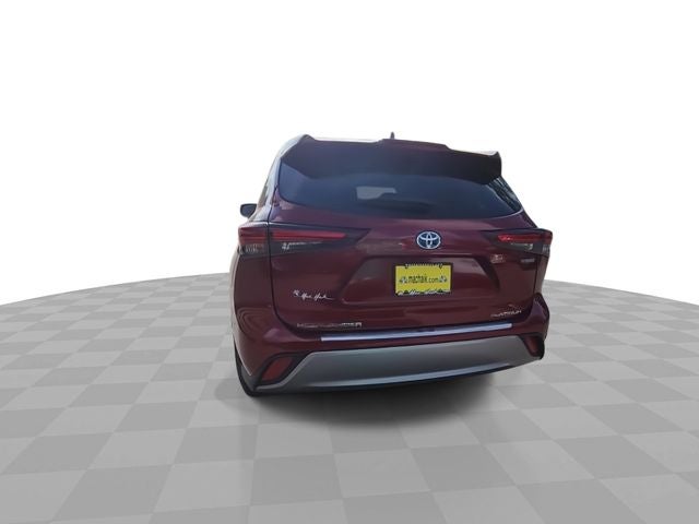 2024 Toyota Highlander Hybrid Platinum