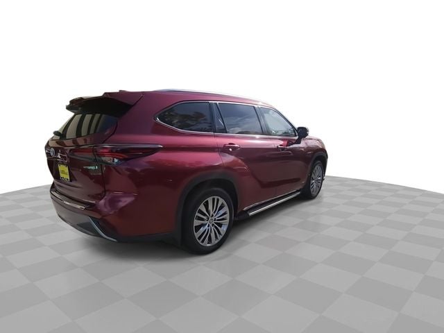 2024 Toyota Highlander Hybrid Platinum