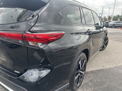 2022 Toyota Highlander XSE