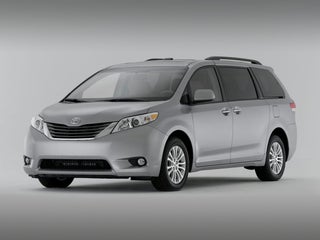 2012 Toyota Sienna LE 8 Passenger