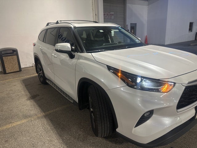 2024 Toyota Highlander XLE