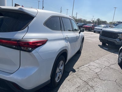 2023 Toyota Highlander L