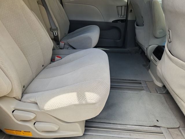 2011 Toyota Sienna Base