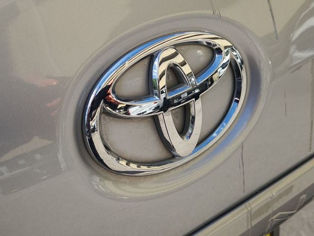 2011 Toyota Sienna Base