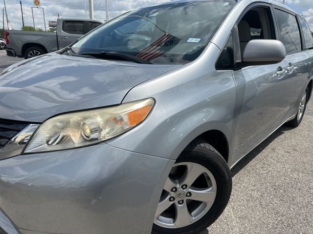 2011 Toyota Sienna Base