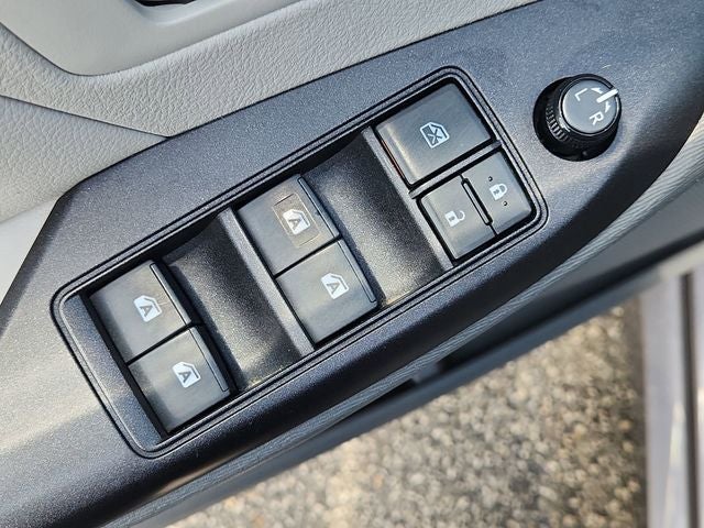 2020 Toyota Sienna LE 8 Passenger