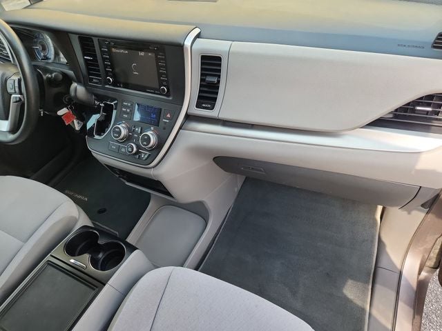 2020 Toyota Sienna LE 8 Passenger
