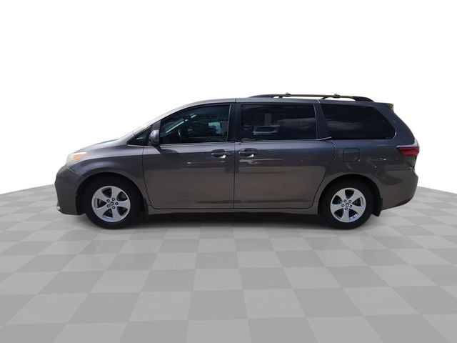 2020 Toyota Sienna LE 8 Passenger