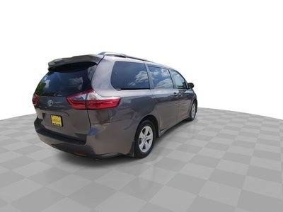 2020 Toyota Sienna LE 8 Passenger