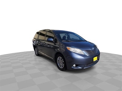 2017 Toyota Sienna L 7 Passenger