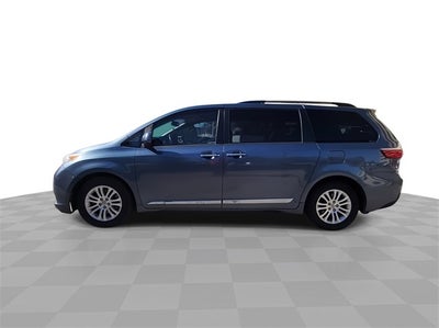 2017 Toyota Sienna L 7 Passenger