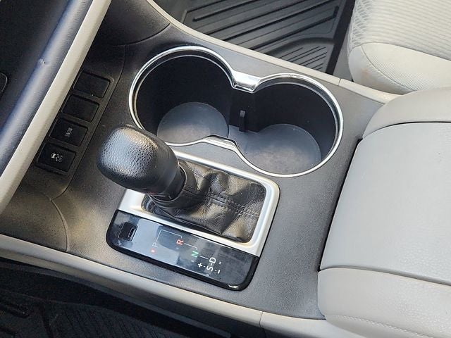 2016 Toyota Highlander LE