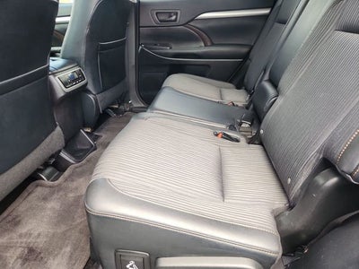 2014 Toyota Highlander LE Plus V6