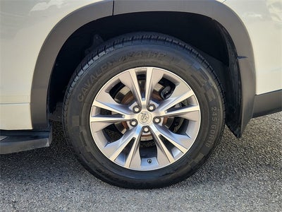 2015 Toyota Highlander LE V6