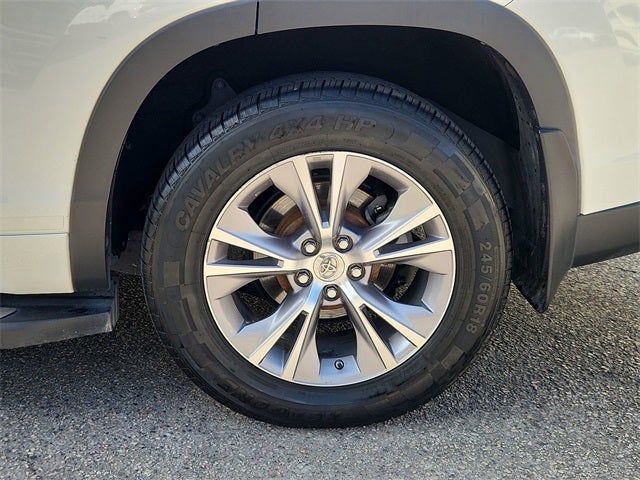 2015 Toyota Highlander LE V6