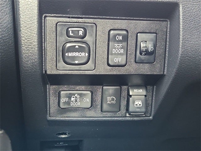 2018 Toyota Tundra Limited CrewMax