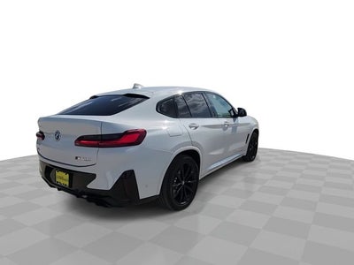 2022 BMW X4 M40i