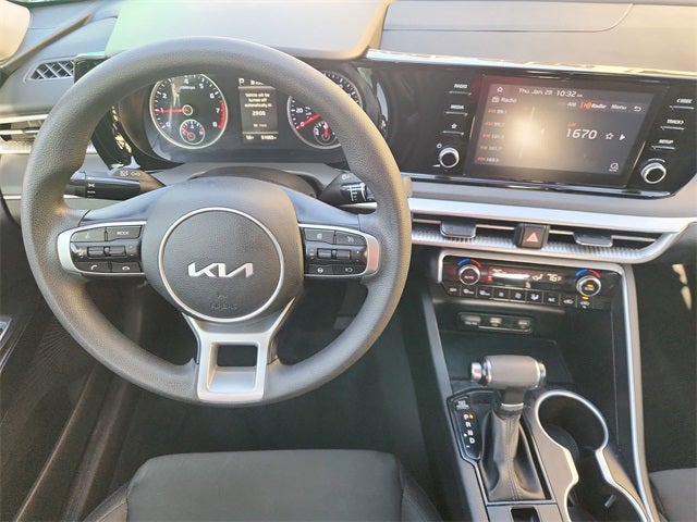 2022 Kia K5 LXS