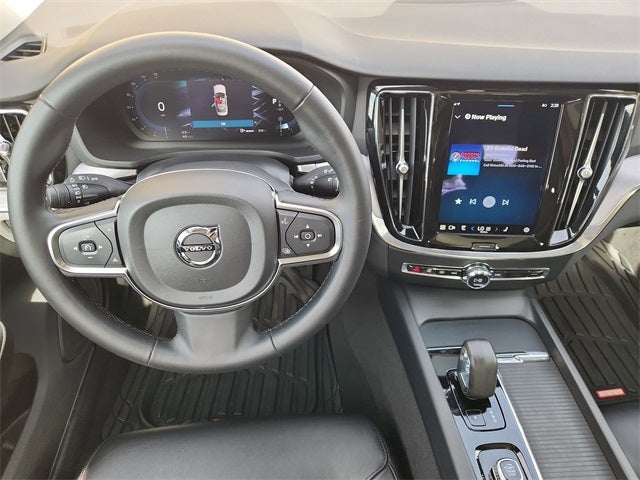 2024 Volvo S60 B5 Core Dark Theme