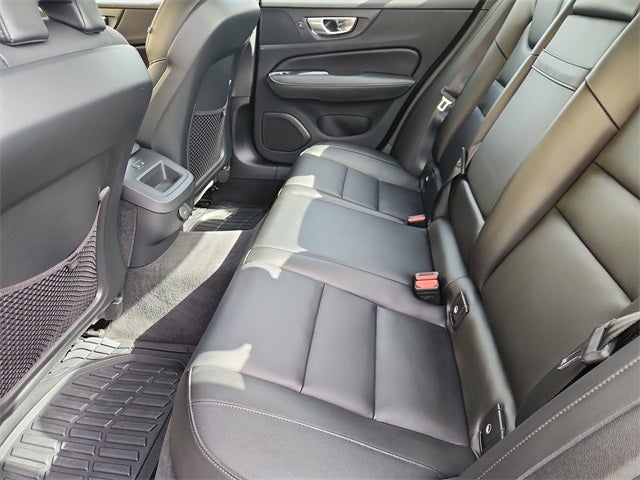 2024 Volvo S60 B5 Core Dark Theme