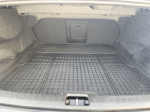 2024 Volvo S60 B5 Core Dark Theme