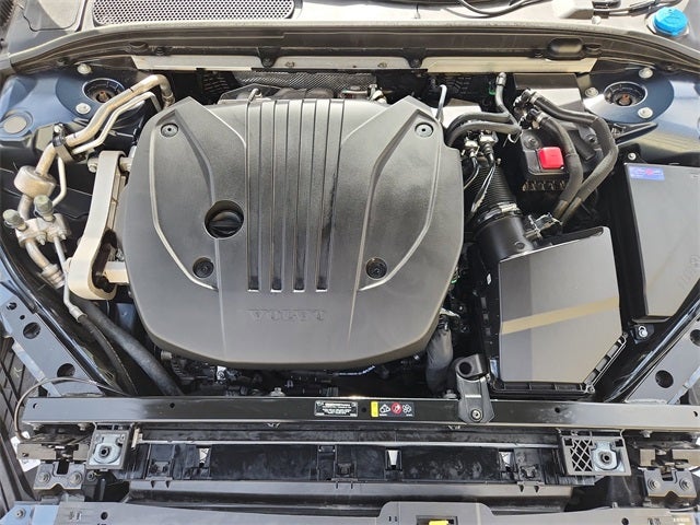 2024 Volvo S60 B5 Core Dark Theme