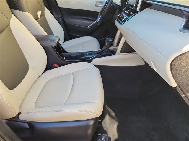 2022 Toyota Corolla Cross XLE