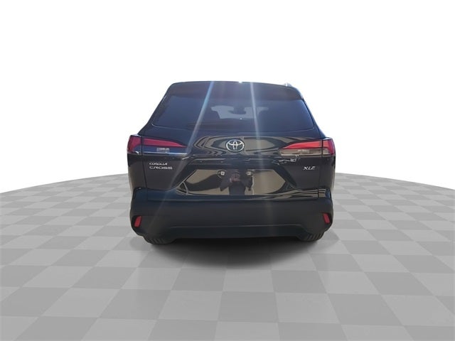 2022 Toyota Corolla Cross XLE
