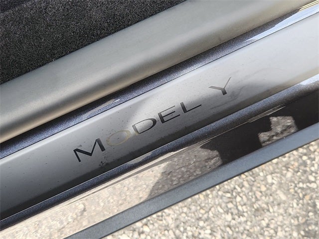 2026 Tesla Model Y Premium