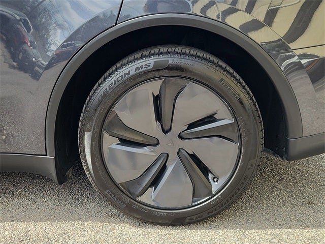 2026 Tesla Model Y Premium