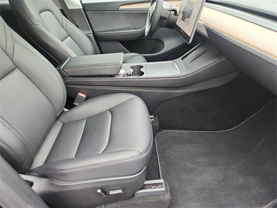 2024 Tesla Model Y Long Range