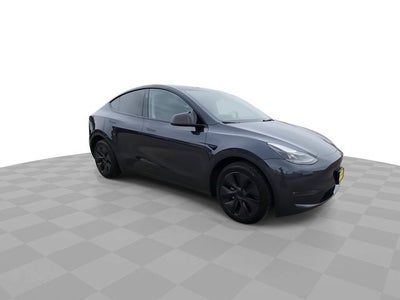 2025 Tesla Model Y Long Range