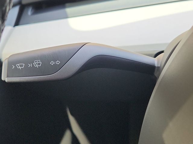 2024 Tesla Model Y Performance