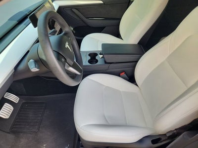 2024 Tesla Model Y Performance