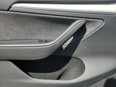 2024 Tesla Model Y Performance