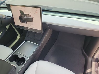 2024 Tesla Model Y Performance