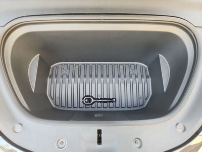 2024 Tesla Model Y Performance