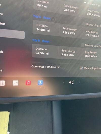 2025 Tesla Model Y Performance