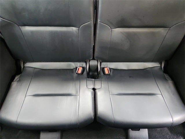 2023 Mitsubishi Outlander Base