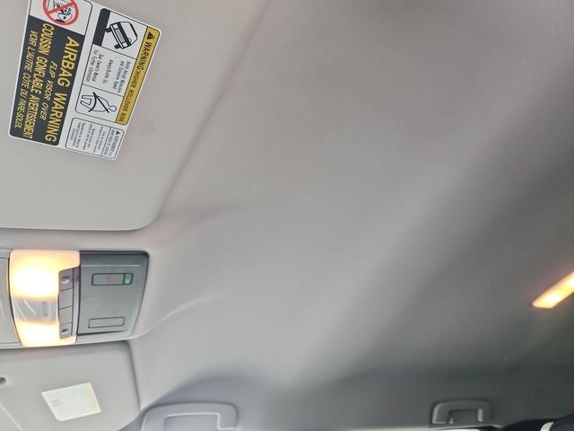 2024 Mitsubishi Outlander Base