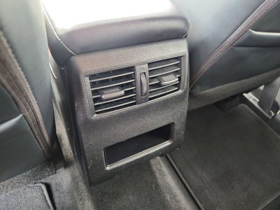 2024 Mitsubishi Outlander Base