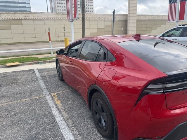 2025 Toyota Prius Plug-In Hybrid SE