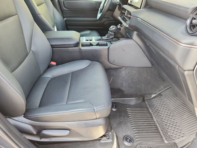 2024 Toyota Land Cruiser Base