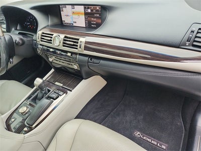 2015 Lexus LS 460