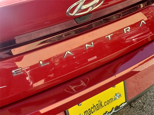 2021 Hyundai Elantra SE