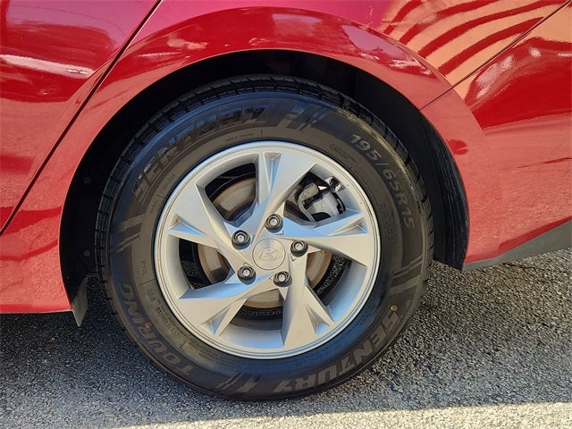 2021 Hyundai Elantra SE