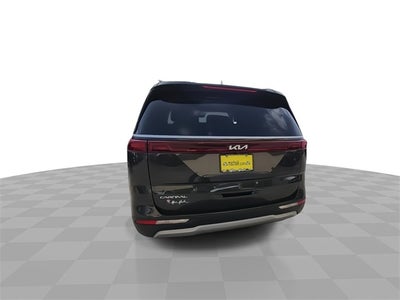 2023 Kia Carnival LX