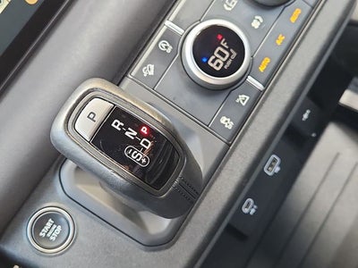 2023 Land Rover Defender 110 X-Dynamic SE