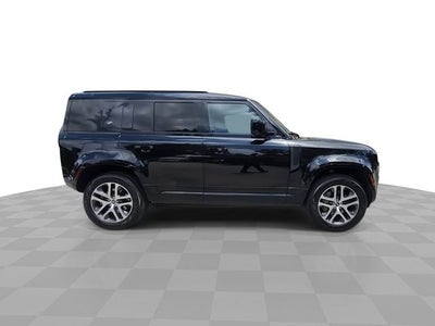 2023 Land Rover Defender 110 X-Dynamic SE