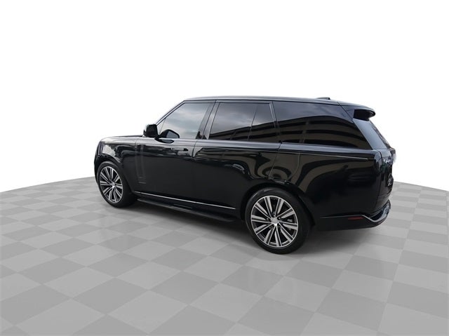 2023 Land Rover Range Rover SE